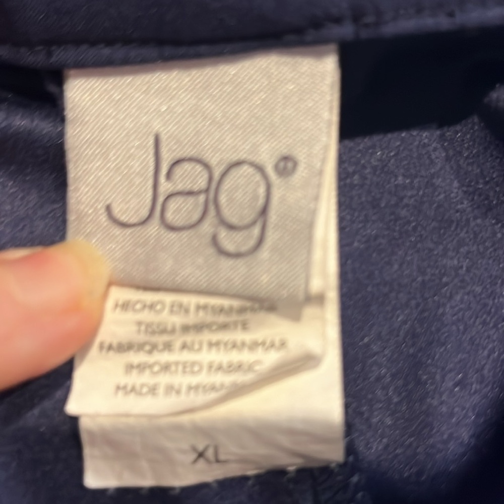 Jag navy blue swim shorts size XL. Pocket on leg, 100% polyester. - Picture 6 of 8